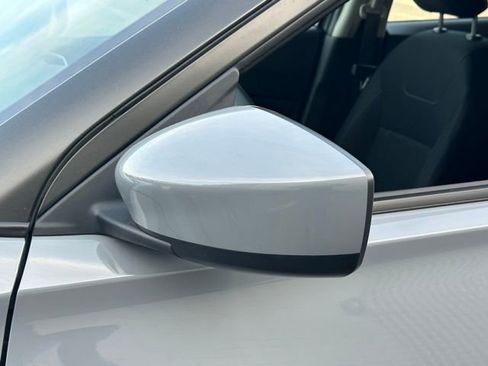 Certified 2024 Nissan Kicks SV FWD image 11