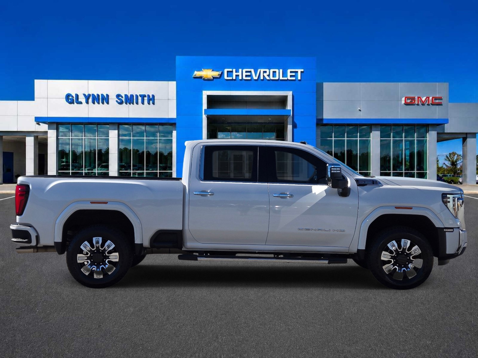 Used 2025 GMC Sierra 2500 Denali w/ Denali Reserve Package AWD/4WD image 7