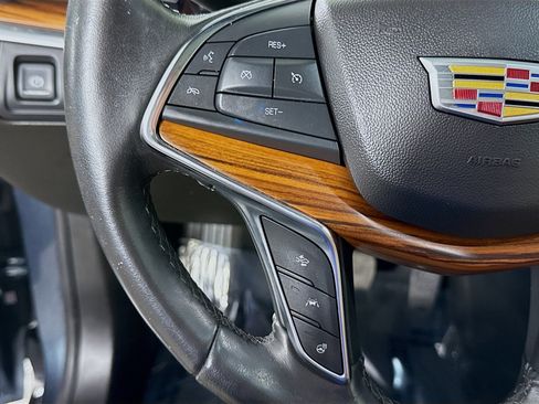 Used 2022 Cadillac XT5 Premium Luxury w/ Technology Package image 14