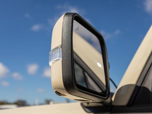 New 2025 Ford Bronco Badlands image 20