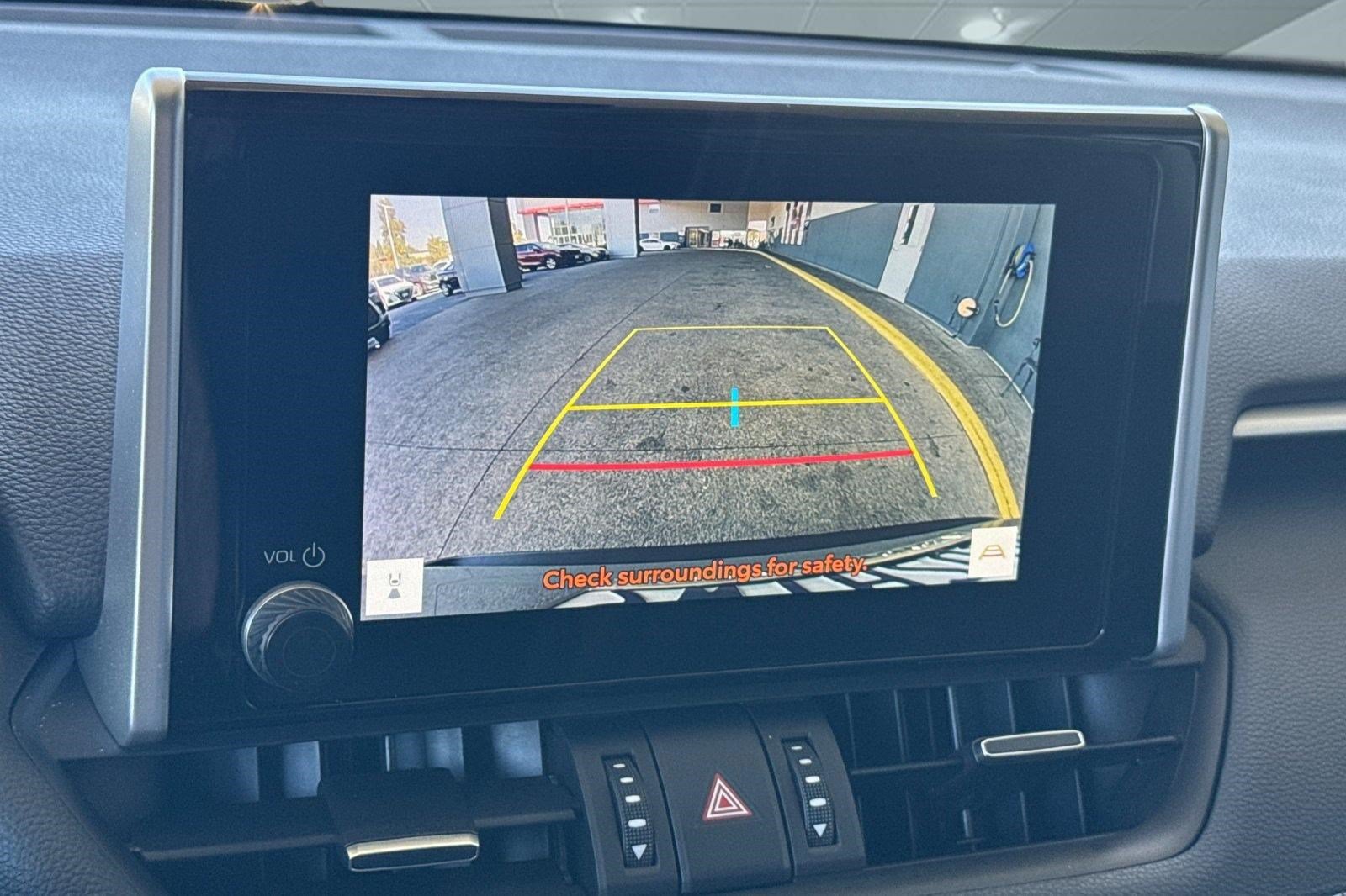 Certified 2025 Toyota RAV4 XLE Premium AWD/4WD image 21