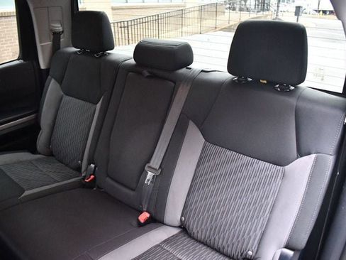 Used 2017 Toyota Tundra SR5 w/ SR5 Upgrade Package image 38