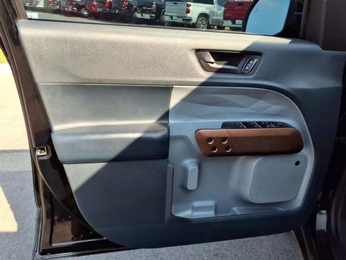 Certified 2023 Ford Maverick Lariat w/ Lariat Luxury Package image 12