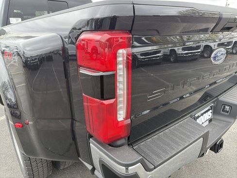 New 2026 Ford F450 XLT w/ 360-Degree Camera Package image 19