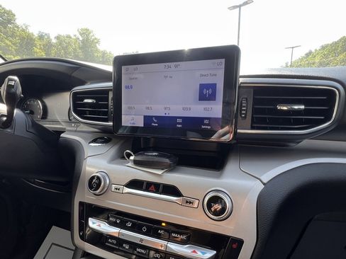 Used 2023 Ford Explorer XLT w/ Equipment Group 202A image 37