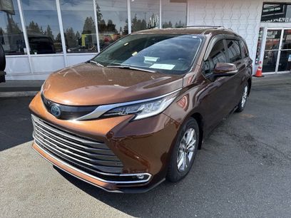 Used 2021 Toyota Sienna Limited