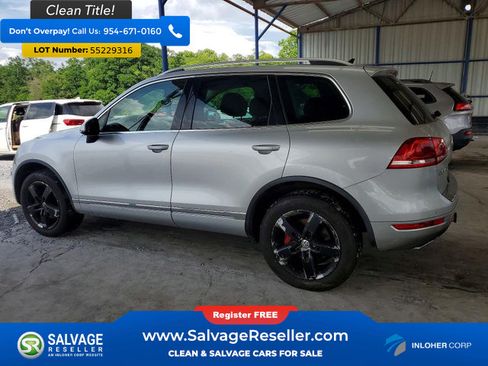 Used 2012 Volkswagen Touareg Sport AWD/4WD image 3