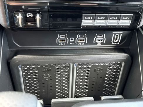 Used 2025 RAM 1500 RHO w/ RHO Level 1 Equipment Group AWD/4WD image 41