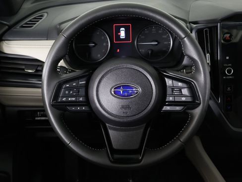 Used 2025 Subaru Forester Premium image 38