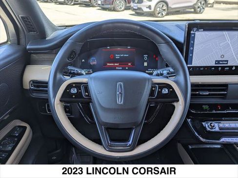 Certified 2023 Lincoln Corsair Reserve image 13