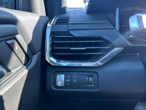 New 2026 GMC Acadia Elevation FWD image 21