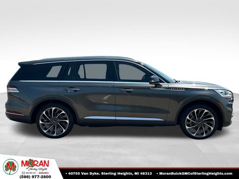 Used 2020 Lincoln Aviator Reserve w/ Equipment Group 202A AWD/4WD image 6