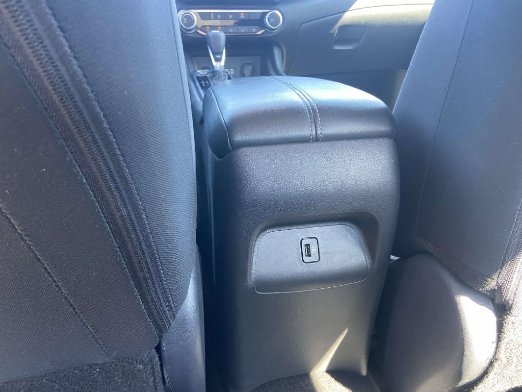 Used 2025 Nissan Sentra SV FWD image 13