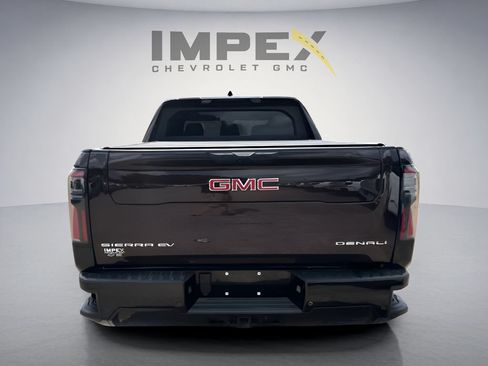 Used 2026 GMC Sierra EV Denali AWD/4WD image 4