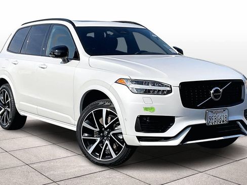 Used 2023 Volvo XC90 T8 Plus w/ Protection Package Premier image 2