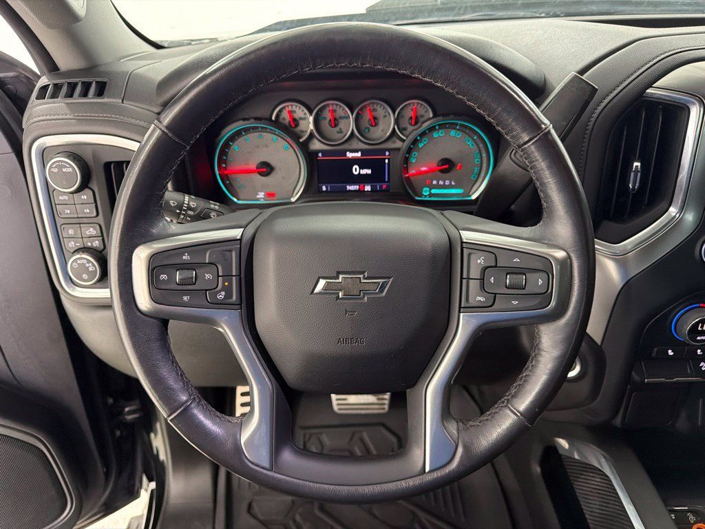 Used 2022 Chevrolet Silverado 1500 RST AWD/4WD image 11