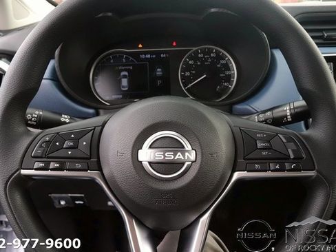 New 2025 Nissan Versa SV image 15