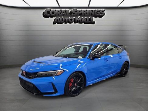 Certified 2025 Honda Civic Type R image 3