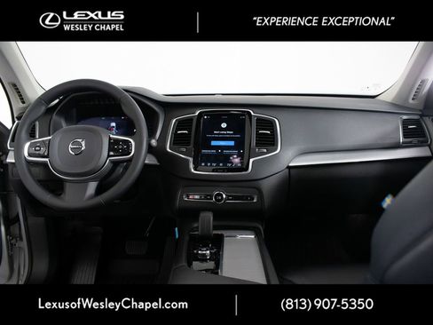 Used 2023 Volvo XC90 B5 Core w/ Protection Package Premier AWD/4WD image 27