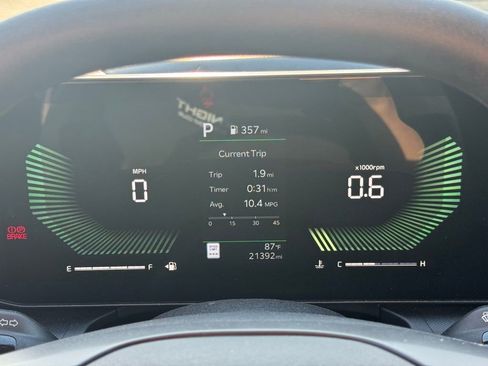 Used 2025 Kia K4 LXS image 9