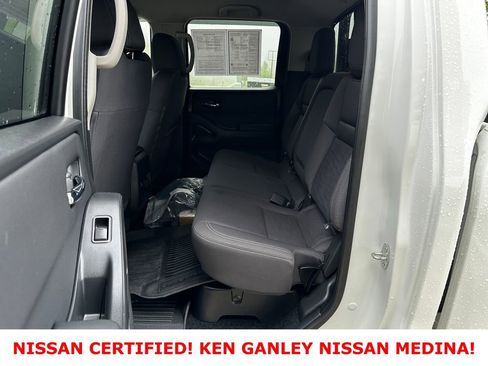 Certified 2024 Nissan Frontier SV w/ Hardbody Edition AWD/4WD image 39