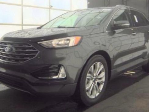 Used 2020 Ford Edge Titanium image 1