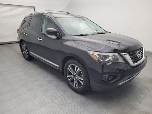 Used 2019 Nissan Pathfinder Platinum w/ Cargo Package FWD image 11