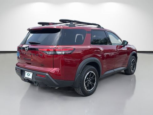 Used 2023 Nissan Pathfinder Rock Creek AWD/4WD image 5