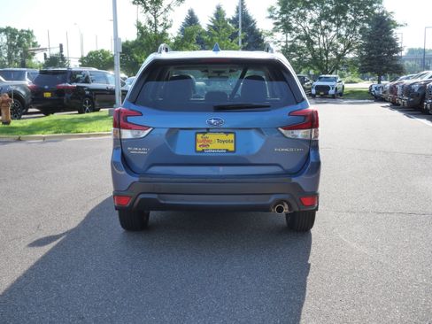 Used 2023 Subaru Forester Limited AWD/4WD image 7