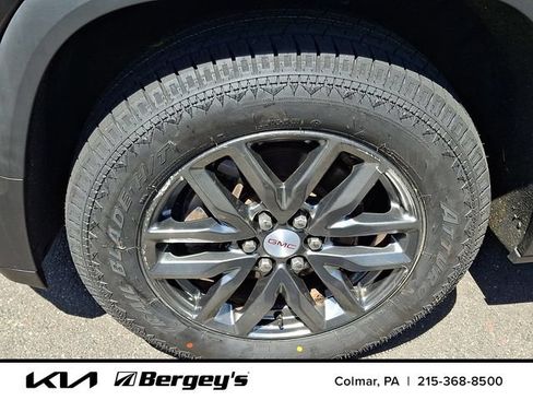 Used 2019 GMC Acadia SLT AWD/4WD image 10