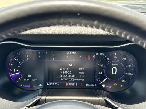 Used 2022 Ford Mustang GT Premium w/ Equipment Group 401A RWD image 18