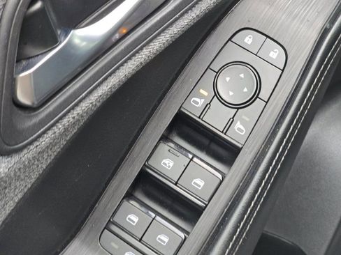 Used 2023 Nissan Rogue SV AWD/4WD image 24