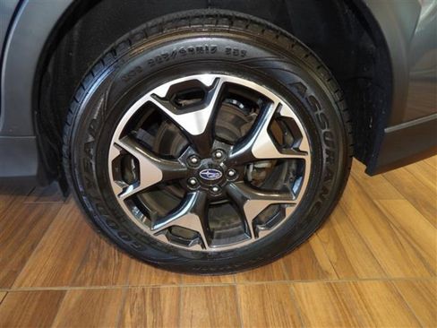 Used 2020 Subaru Crosstrek 2.0i Premium image 9