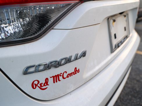 Used 2022 Toyota Corolla LE FWD image 10