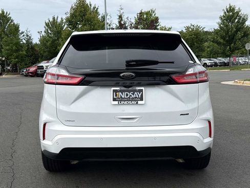 Used 2024 Ford Edge SE w/ Black Appearance Package AWD/4WD image 4