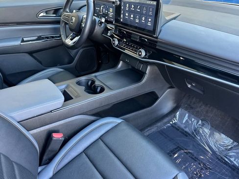 Certified 2024 Honda Prologue Elite image 18