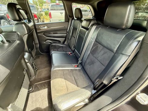 Used 2015 Jeep Grand Cherokee Altitude image 9