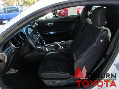 Used 2019 Ford Mustang GT image 9