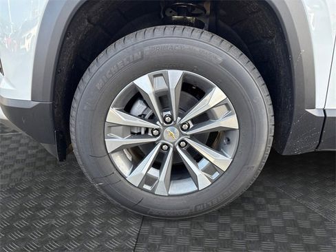 New 2026 Chevrolet Equinox LT image 14