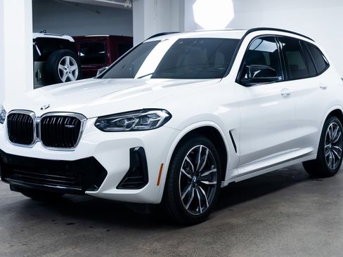 Used 2024 BMW X3 M40i w/ Premium Package image 3