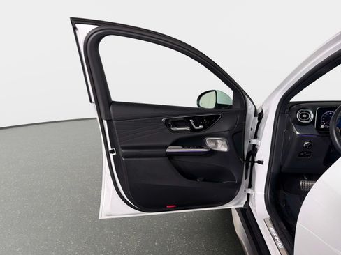 Used 2025 Mercedes-Benz GLC 63 AMG S image 37