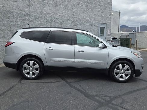 Used 2016 Chevrolet Traverse LTZ AWD/4WD image 2