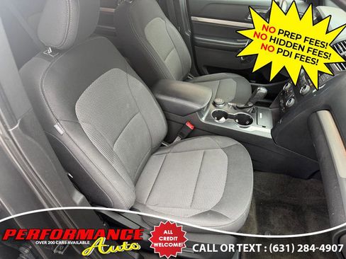Used 2018 Ford Explorer XLT image 25