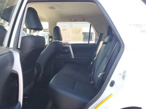 Used 2024 Toyota 4Runner TRD Sport image 12