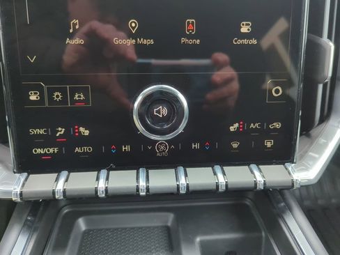 Certified 2025 GMC Acadia Elevation AWD/4WD image 28