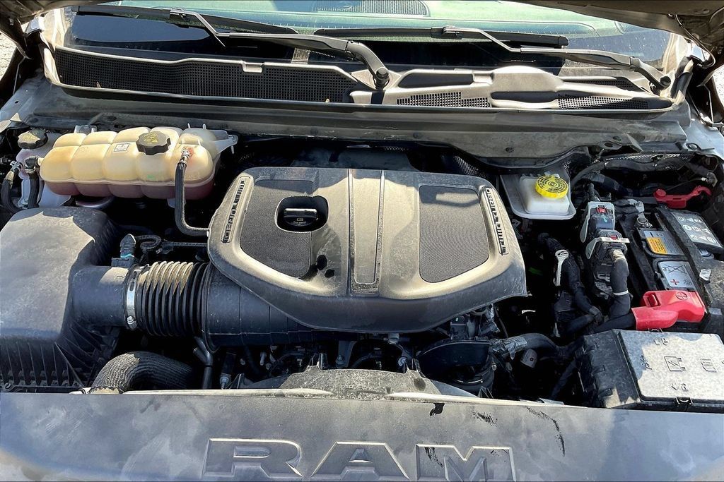 Used 2025 RAM 1500 Big Horn AWD/4WD image 30