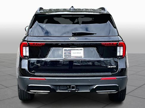 Used 2025 Ford Explorer ST-Line w/ ST-Line Street Pack image 4