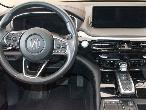 Used 2024 Acura MDX SH-AWD w/ Technology Package image 17