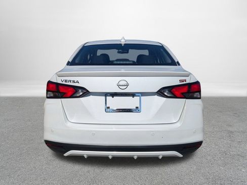 New 2025 Nissan Versa SR w/ Trunk Package FWD image 4