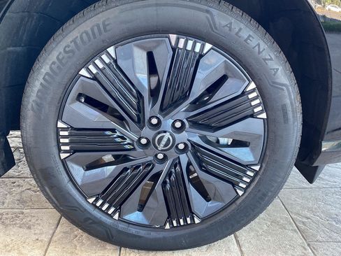 Certified 2026 Nissan Murano Platinum w/ Cargo Package AWD/4WD image 13